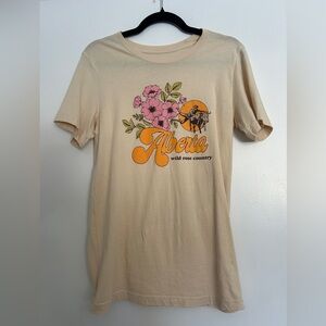 Alberta Graphic Tee Size S